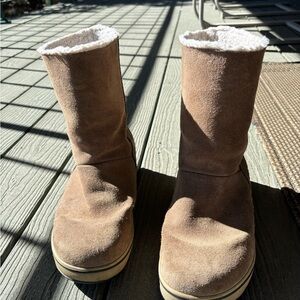 Sorel Women's Boots with White Interior